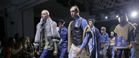 Türk Tekstilinin ve Türk tasarım gücünün büyüklüğünü New York Fashion Week te yaptığı iki defileyle ortaya koyan ünlü modacının, Glam Rock adını verdiği koleksiyonunun tanıtımı 10 Şubat 2019