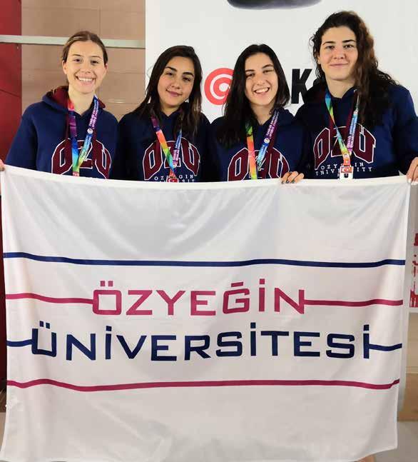 Yüzme Kadın Takımımız 4X100M Serbest Bayrak Türkiye İkincisi (Beyza DENİZ, Ecem KEMER, Nisa EMANET, Begüm SIRTIOĞLU) Yüzme Kadın Takımımız 4X50M Karışık Bayrak Türkiye İkincisi (Beyza DENİZ, Nisa