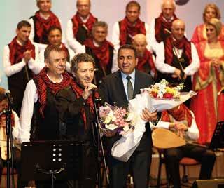 HALK MÜZİĞİ SEVER KOMŞULARIN SEVİNCİ TOPLULUK Avrupa Konutları sakini Meziyet Ünaler başkanlığında kurulan ve Avrupa Konutları komşularından oluşan Avrupa Konutları Türk Halk Müziği Topluluğu, türkü