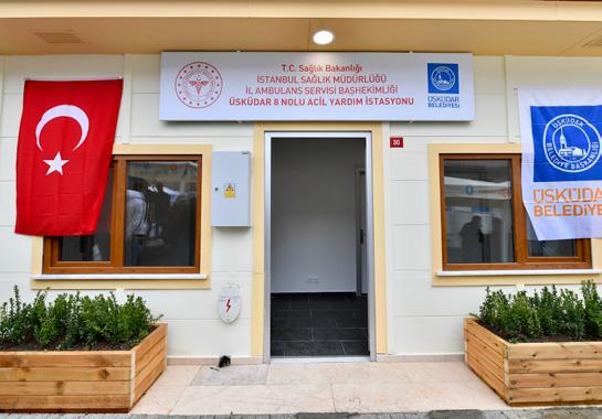 22 BİNALİ YILDIRIM: İŞLERİ DE DİŞLERİ DE İHMAL ETMİYORUZ İşleri de, dişleri de ihmal etmiyoruz diyen İstanbul Büyükşehir Belediye Başkan Adayı Binali Yıldırım, Üsküdar Ağız ve Diş Sağlığı Merkezi nin