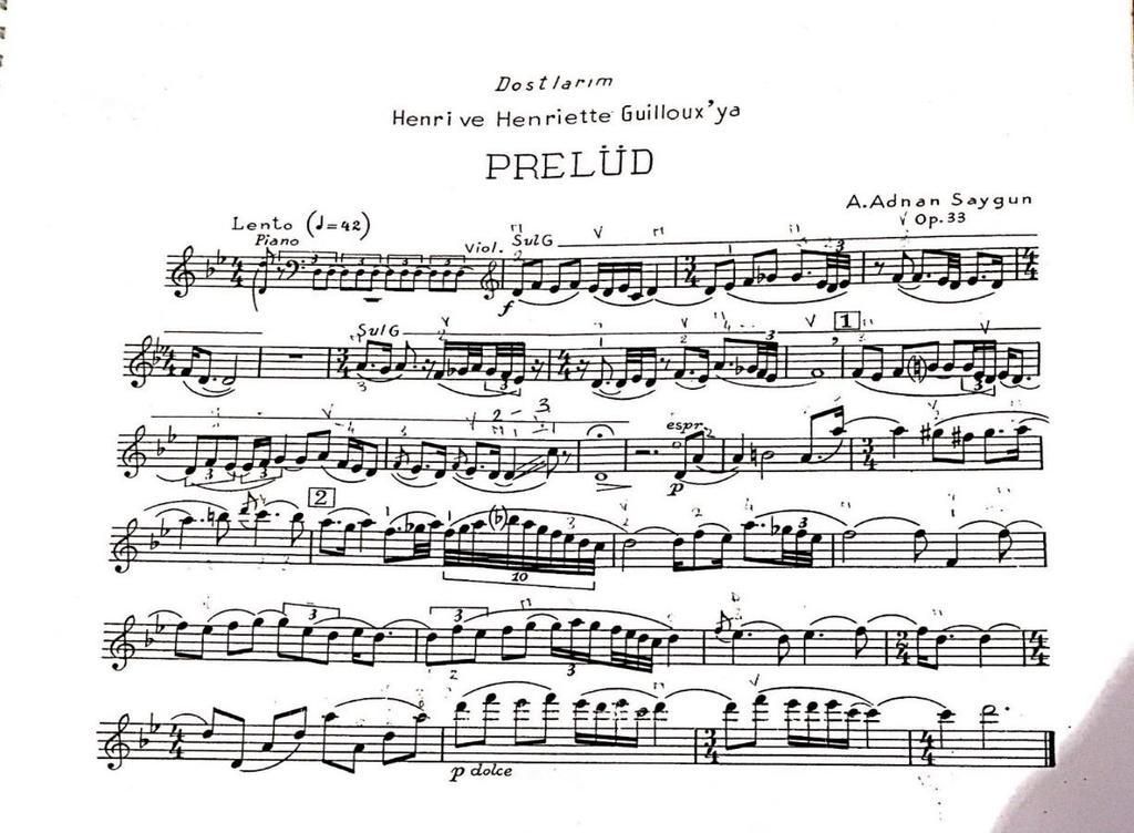Prelüd ün ikinci kısmında (ölçü 14-28) ne zaman iki çalgıdan birinde daha büyük nota değeri varsa ritmik serbestlik uygulanarak daha rubato çalınması tavsiye edilir.