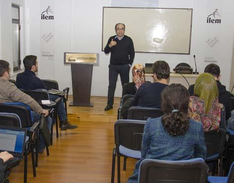 gerçekleştirdi. Akgül konuşmasının başında modern şiiri tanımlayarak, Yahya Kemal in şiirinin anlaşılmasında bu çerçeveyi çizmenin önemine dikkat çekti.