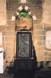 Su Haznesi; Su haznesine Diyarbakır da sadece birkaç evde rastlanmıştır. Bu bölmeler depo gibi kullanılan ve musluk yeri bulunan bölmelerdir.