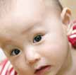 Örneğin altılı karma aşı bebek iki ayını doldurduktan sonra dörder haftalık aralıklarla üç kere verilir, bunu da 11.- 14. ay dolduktan sonra dördüncü bir doz izler.