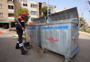 Sayfası :İnternet Sitesi Karabağlar'da temizlik ihalesi KAR-BEL in Karabağlar ilçesi sınırları içerisinde çöpün toplanıp, caddelerin ve sokakların süpürülmesiyle ilgili 367 işçiyi kapsayan ihalede