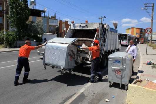 Sayfası :İnternet Sitesi KARABAĞLAR'DA TEMİZLİK İHALESİNİ KARBEL KAZANDI Karabağlar ilçesi sınırları içerisinde çöpün toplanıp, caddelerin ve sokakların süpürülmesiyle ilgili 367 işçiyi kapsayan