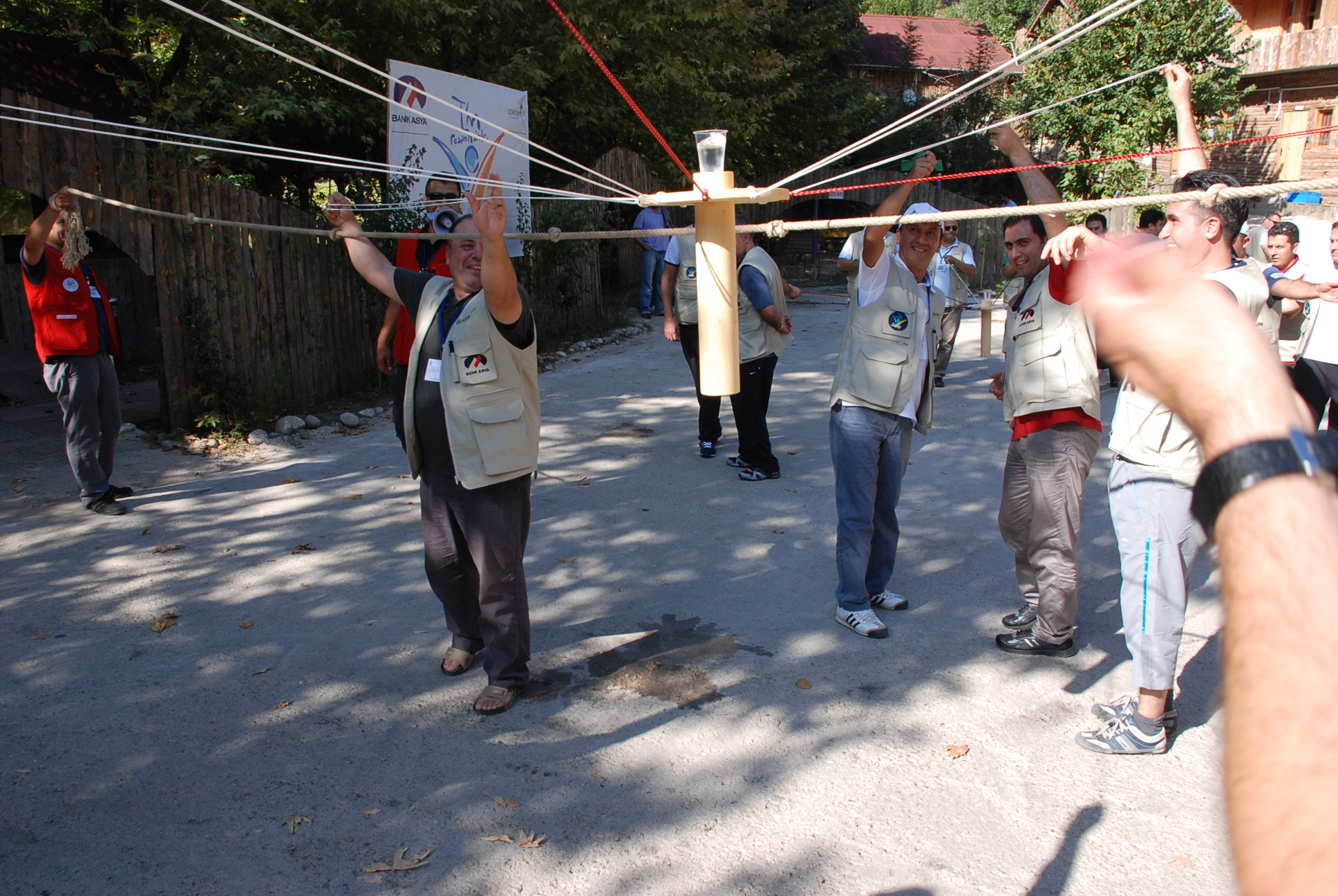 eğitimler faaliyetler kazanımlar I. Liderlik A. Çılgın Yarış B. Halı C. Kızkulesi D. Paintball IV.Aidiyetlik A. Kültür Geziler B.