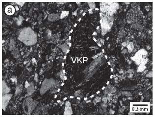 16 Foto-1(a);Metakumtaşı (litik arkoz) örneğinde volkanik (VKP) kayaç parçacıkları (çift nikol=çn, ADG-46, Sadan formasyonu (Bozkaya ve diğ.
