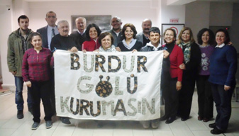 Dog a Derneg i, 2007 yılından bu yana Burdur Ofisi aracılıg ıyla, Burdur da Burdur Gölü nün kurumasının önüne geçilmesine ve Burdur Gölü Havzası nda suyun akılcı kullanımının yaygınlas masına yönelik