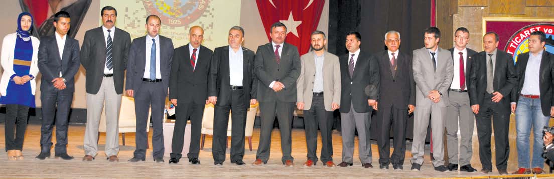 MAYIS 2012 3 Hemşehrimiz işadamı Tanış TSO nun kariyer günlerinde hayat hikayesini anlattı Tanışlar Holding Yönetim Kurulu Başkanı Tanış: 'İşi ehline Durmuş Tanış Deredoğan Köyü nde geçimini tarımla