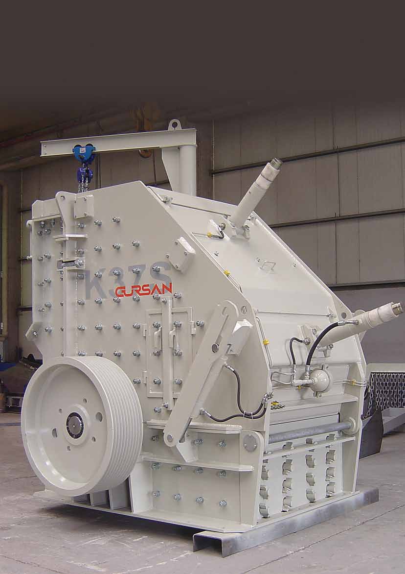 .. Darbeli Kırıcı Impact Crusher 01 Darbeli Kırıcılar / Impact Crushers Ürün Tanıtımı / Product Introduction 02 Makina Bölümleri /