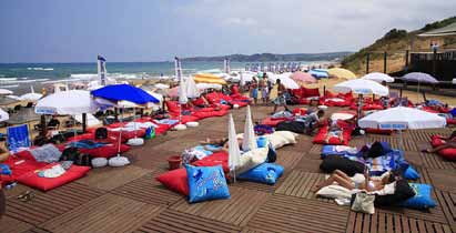 BÜMED ÜYESİNE ÖZEL PLAJ BURC BEACH Doğal güzelliği ve yüzde 82 gibi yüksek bir müşteri memnuniyetine sahip hizmet kalitesiyle İstanbul un en iyi yazlık işletmelerinden olan BURC Beach, Kilyos Kampusu