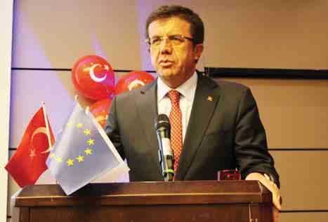 SAYFA 7 SONDAKiKA GAZETESİ >>7 SİYASET 26 17 Ocak Şubat 2014 2013 Pazar Perşembe Zeybekci: Türkiye'de kriz çıkmayacak ve de çıkamaz Muhalefeti eleştiren Ekonomi Bakanı Zeybekci,"Bir vücut düşünün ki