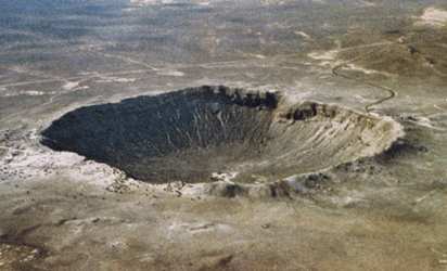 Yeryüzüne düşen büyük çaplı meteorlar kitlesel ölümlere neden oldu. Canlı türlerinin yaklaşık %90 ortadan kalktı Şekil 15.