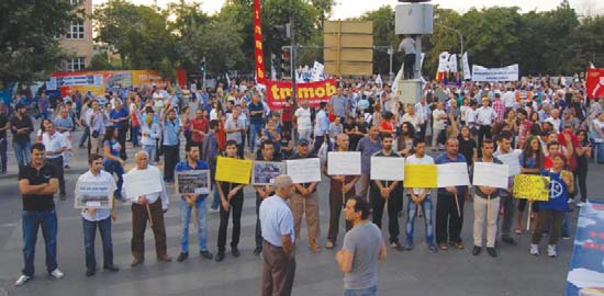 İMO Diyarbakır Şubesi tarafından oluşturulan heyet, Alkumru ve Kirazlık Hidroelektrik Santrallerini ile piknik alanı olarak kullanılan ve taşkına maruz kalan bölgeleri yerinde inceledi.