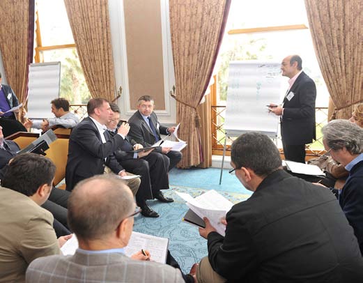 Raporumuzda 10 Mart 2012 tarihinde yapılan Yatırımcı Seferberliği Arama Konferansı nda ele alınan konular ana hatlarıyla özetlenmiştir.