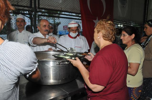 Hedef -4.5: Mersin Ticaret ve Sanayi Odası, Büyükşehir Belediyesi, diğer belediyeler, DPT gibi kurumlarla uluslar arası projelerde ortak hareket edilmesi. Hedef - 4.