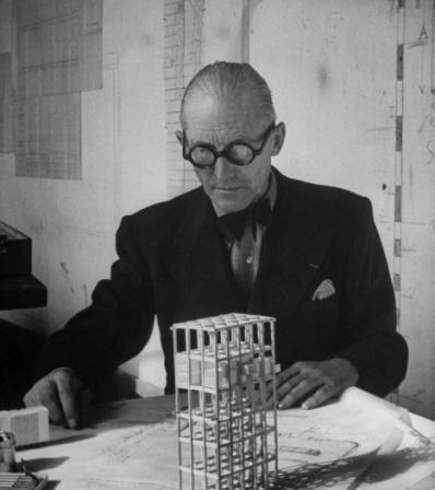 4.2.2. Le Corbusier (1887-1965) Plan, iç tendış a gelişir; dış bir için sonucudur. Mimarlığı öğeleri ışık ve gölge; duvarlar ve mekândır.