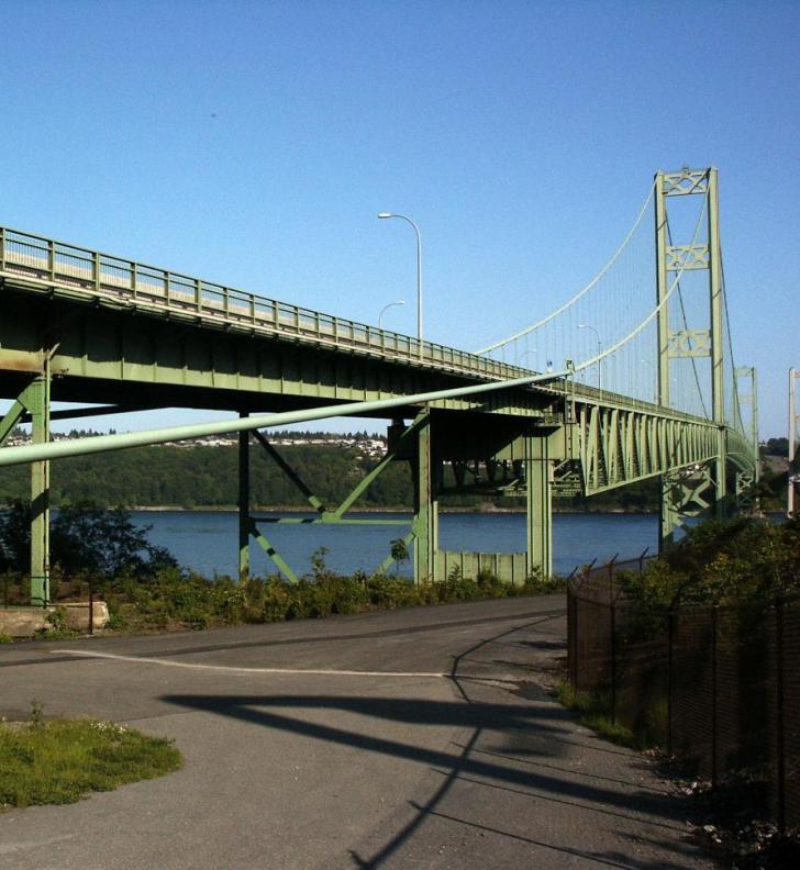 Örnek 7: Tacoma Narrows Köprüsü 1940'ta ABD'nin Washington eyaletinde yapılmış olan, Boğaziçi Köprüsü'nün benzeri Tacoma Asma Köprüsü, ulaşıma açıldığından birkaç ay