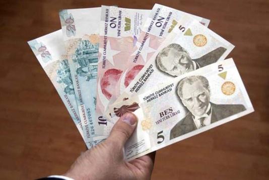 AXA Likit Fon Para Piyasası Likit Karma Emeklilik Yatırım Fonu Az Riskli En az %30, en fazla %60 oranında Devlet iç borçlanma senetleri; en az %20 en fazla %50 oranında ters repo içerir.