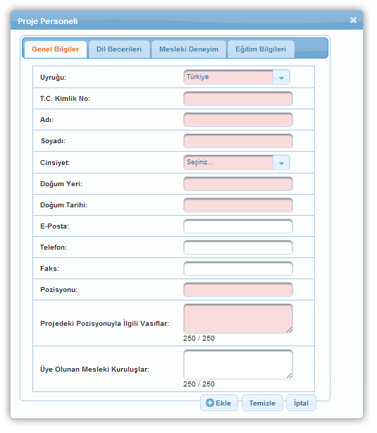 Projenin kilit personeline yönelik bilgi bu adımda yer alan Proje Personelleri Alanı nda girilmektedir.