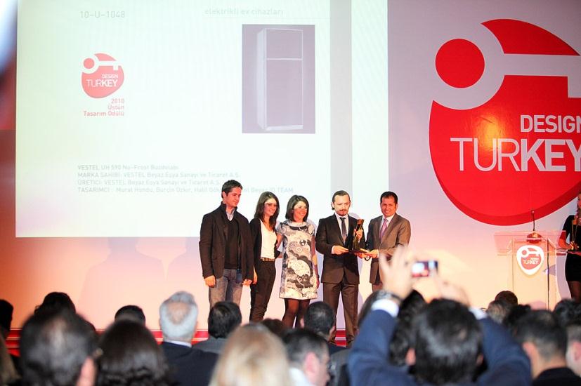 2010 Üstün Tasarım Ödül Töreni - Ocak 2011 Vestel tüm dünyada kabul gören Good Design Award, IF Product Design Award ve Design Turkey den toplam 13 ödülle döndü.