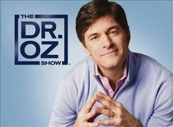 ABD'li doktorlar Mehmet Öz'e karşı ayaklandı Mehmet Öz'ün milyonlarca kişi tarafından izlenen televizyon programı "The Dr. Oz Show"da sağlıkla ilgili verdiği tavsiyeler meslektaşlarını isyan ettirdi.