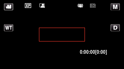 Kayıt 7 Kırmızı kare içindeki süje hareket ettiğinde kayıt otomatik olarak başlar 0 Kırmızı bir kare, menü ekranı kaybolduktan 2 saniye sonra belirir 0 Video kayıt için, kare/çerçeve içindeki süjede