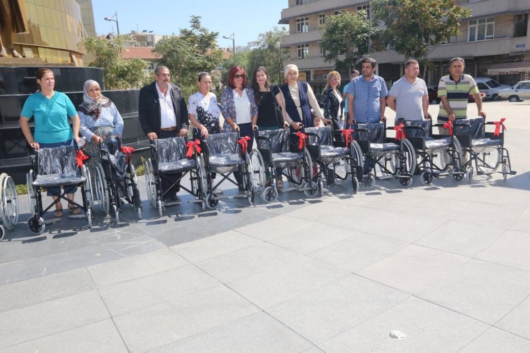 Temizliği Ev Eşya Yardımı-Kıyafet Yardımı Toplu Sünnet Sıcak Yemek Yardımı Akülü Tekerlekli Sandalye ve Tekerlekli Sandalye Beyaz Baston