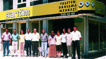 SANT M/ODE n YALITIM DANIfiMA ORTAKLARI SANT M Ltd. fiti. 22 Yal t m Bir Bütündür 1986 y l sonunda stanbul da kurulan firmam z Santim Ltd. fiti. 1989 y - l ndan bu yana faaliyetlerine Antalya da devam etmektedir.