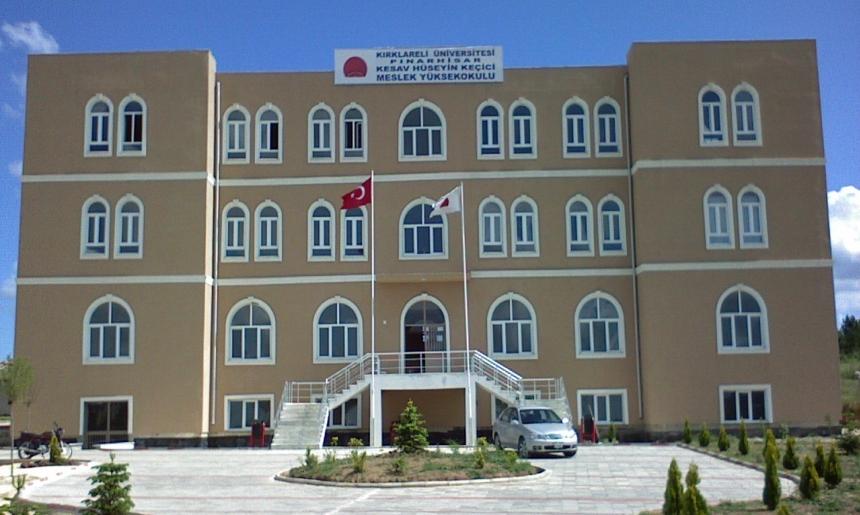 PINARHĠSAR MESLEK YÜKSEKOKULU: Pınarhisar Meslek Yüksekokulu, Trakya Üniversitesi Rektörlüğü nün 18 Eylül 2003 tarihli kararı ile 24 Ocak 2003 tarihinde bağlı olarak kurulmuģtur.