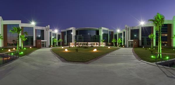 2. Üniversitemizi tanıyalım Gediz Üniversitesi, 2008 yılında Sipahi Eğitim Sağlık ve Spor Vakfı tarafından kurulmuştur.