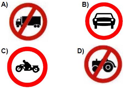 12 34-Şekildeki trafik işaretinin adı nedir? 42-Şekildeki trafik işareti neyi bildirir? A) Düşük banket B) Dikkat C) Okul geçidi D) Yol ver 35-Şekildeki trafik işareti neyi ifade eder?