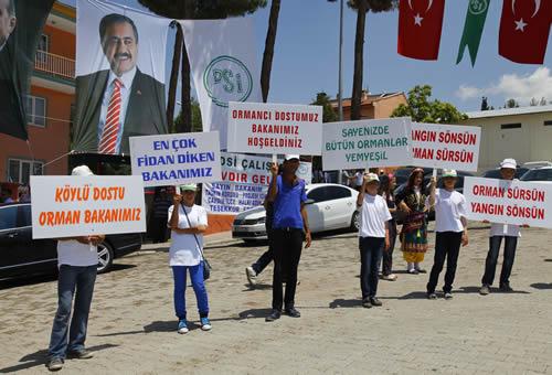 Burdur Gelişim Planı 19 2.2 Ormancılık ve Erozyonla Mücadele İL ADI ORMAN ALANI İlin Genel Orman SERVET ARTIM Normal Bozuk TOPLAM Alanı Alanı Koru K.T./B Koru K.T./B Dekar Dekar Dekar Dekar % Bin m 3 Bin Ster BURDUR 1.