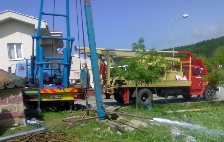 YAZ DÖNEMİ İNŞAAT KISITLAMASI BAŞLADI Arıköy ün görüntü açısından güzelliğini koruyabilmesi, doğa ile başbaşa kavramını yitirmemesi açısından binaların görüntülerinin abartılı bir şekilde