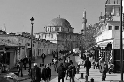 Resim 2: Alaüddevle Bozkurt Camii Şirvani Camii: Sefer Paşa Mahallesi, Pazarbaşı Sokak tadır.