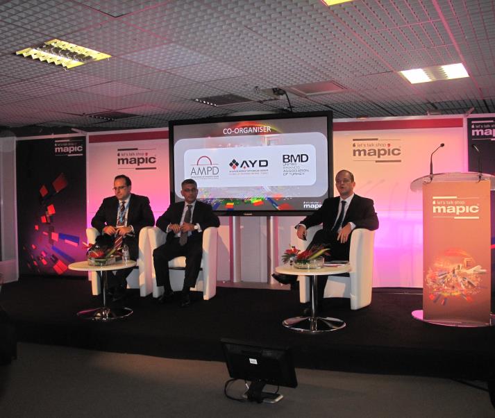 MAPIC te gerçekleşen Türk Oturumları 2012 te Dönüşümün Adı İstanbul isimli panel gerçekleşmiştir.