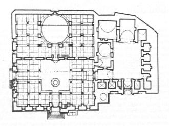 Anadolu Selçuklu Sonrası Beylikler Camii, 1433 tarihli İshak Fakih Camii ve 1487 tarihli Hisarbey Camii bu türden yapılar olup, gösterişli cepheleri, itinalı mimarileri ile dikkat çekerler.