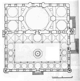 İSLAM SANAT TARİHİ çok kubbeli (ulu cami) cami tipi görülür. Ortadaki kubbeli mekânın ortasına aydınlık feneri ve altına şadırvan yerleştirilerek bir yerde avlu geleneği yaşatılmaya çalışılmıştır.