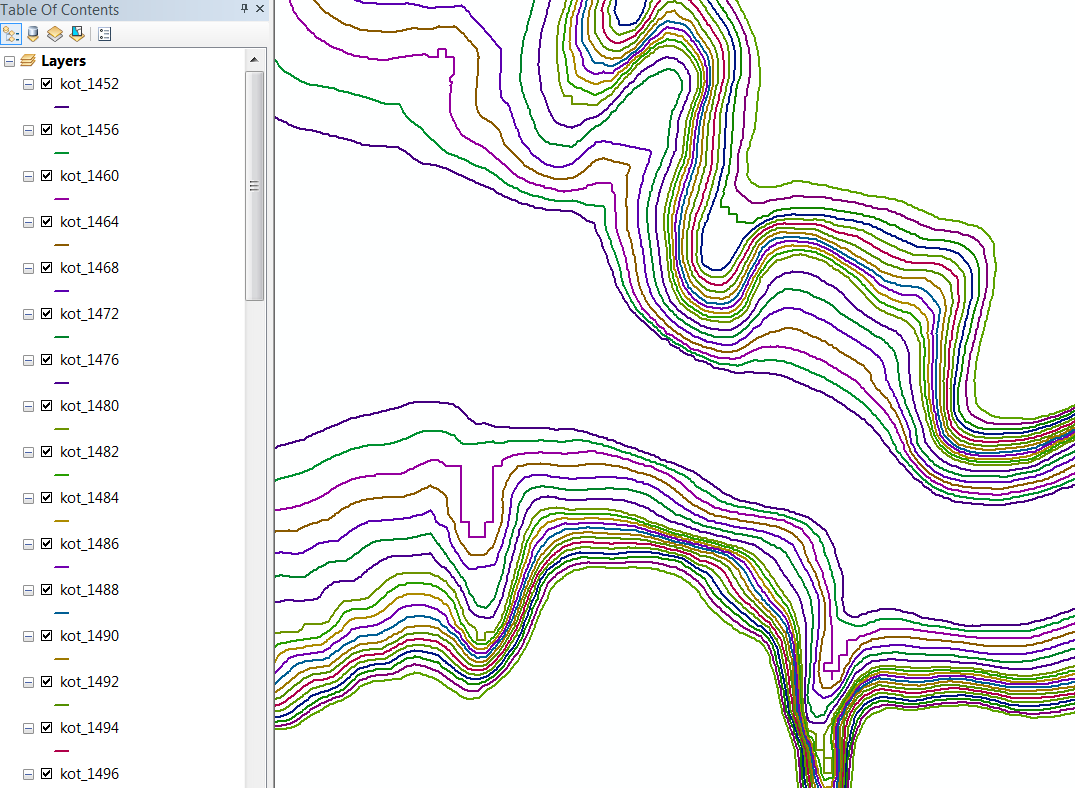 Konturlardan alan elde etmek için; Belirlenen kotlardaki alanı çizmek için 20 adet alan_1452 gibi poligon özelliğinde feature class oluşturulur.