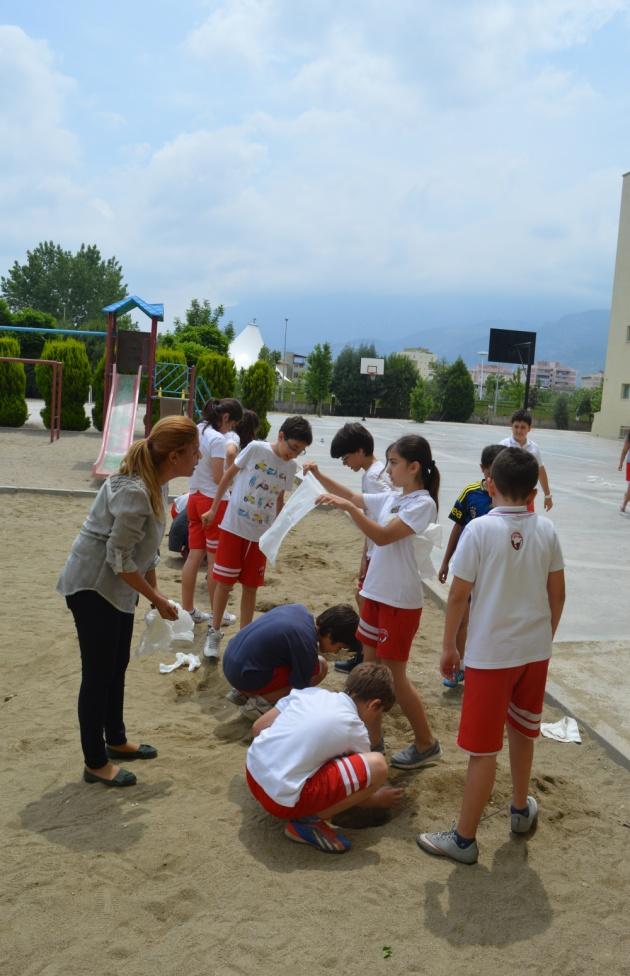 Sosyal Bilgiler ve Beden Eğitimi Zümremizin ortak etkinliği; Dünya Çocukları Sokak Oyunları.
