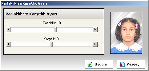 Resimler Üzerinde İşlem Yapmak Bu ekranda görsel olarak hangi öğrenciye hangi resmin geldiği ve resimlerin durumları görülür. Bu ekran resimleri düzenlemek için birçok araç sunar.