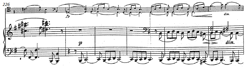 Şekil 29 230 a auftakt ile girerek baģlayan kısımda, yine ters zamanlarda (sırayla) çalınan sadece sekizlik notalardan oluģan bir ölçüyü takiben, piyanonun 70.