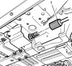 Gerekirse, elektromekanik el freni kontrol modülü cıvatalarını (1) çıkartınız. Elektromekanik el freni kontrol modülü braketini (1) sökünüz.