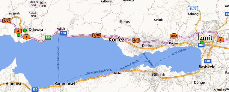 İlimiz Dilovası ve İzmit ilçelerinde Ulusal Hava Kalitesi İzleme ağına bağlı 3 adet, İzmit, Alikahya, Gölcük, Kandıra, Körfez ve Yeniköy de Marmara Temiz Hava Merkezine bağlı 6 adet, İMES Organize