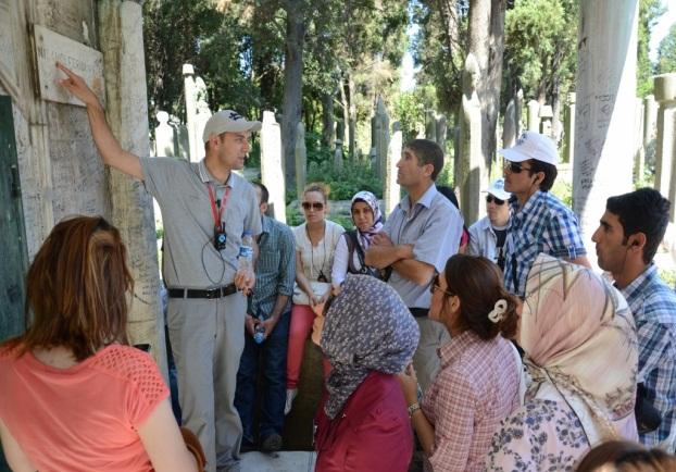 gezisi ve 10 İstanbul gezisi olmak üzere toplam 24 adet gezi düzenlemiştir.