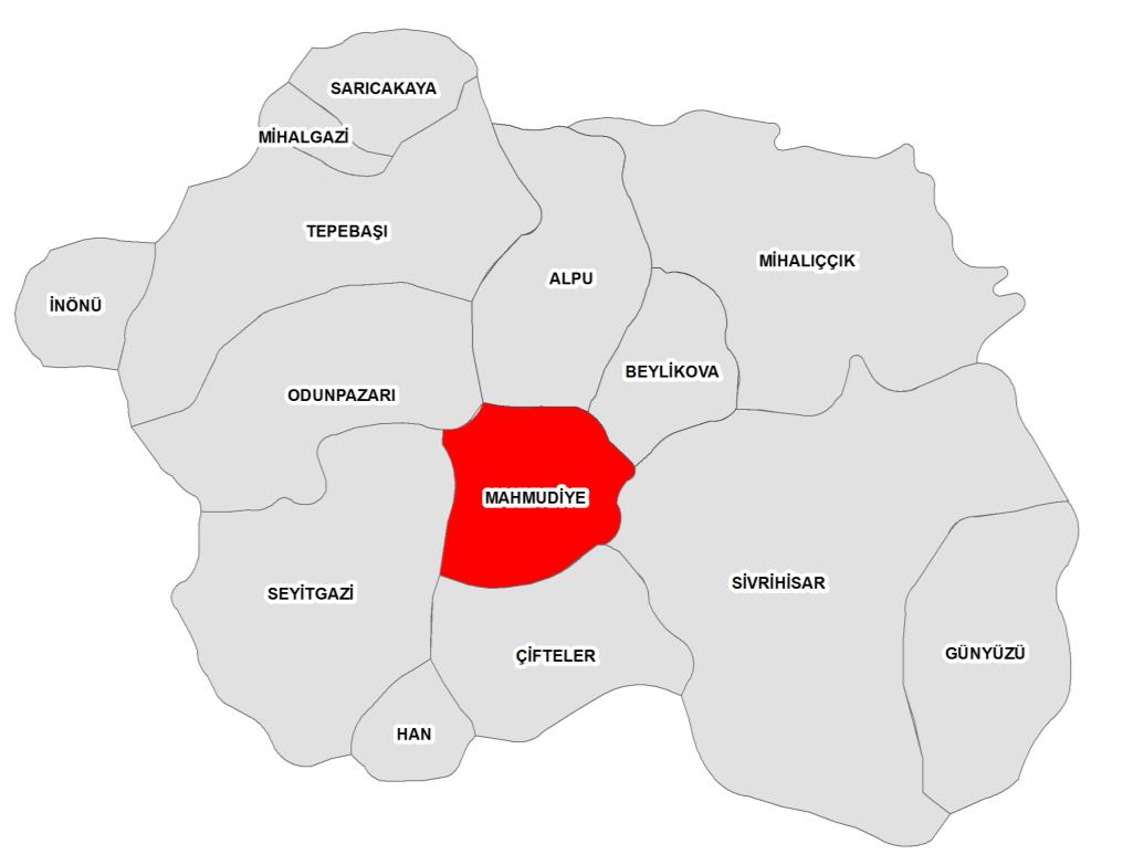 1. GENEL GÖRÜNÜM 1.1 Coğrafya ve İklim Mahmudiye, İç Anadolu coğrafi bölgesinin kuzeybatısında, yukarı Sakarya bölümünde ve Eskişehir e bağlı bir ilçedir.