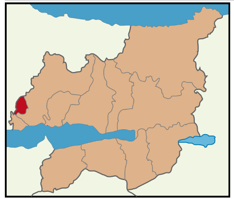 4.2.2. ÇAYIROVA İLÇESİ Çayırova İlçesi, Kocaeli İli ile İstanbul İl sınırında D-100 Karayolu ile E-80 (TEM) Otoyolu ara bölgesinde yer almaktadır.