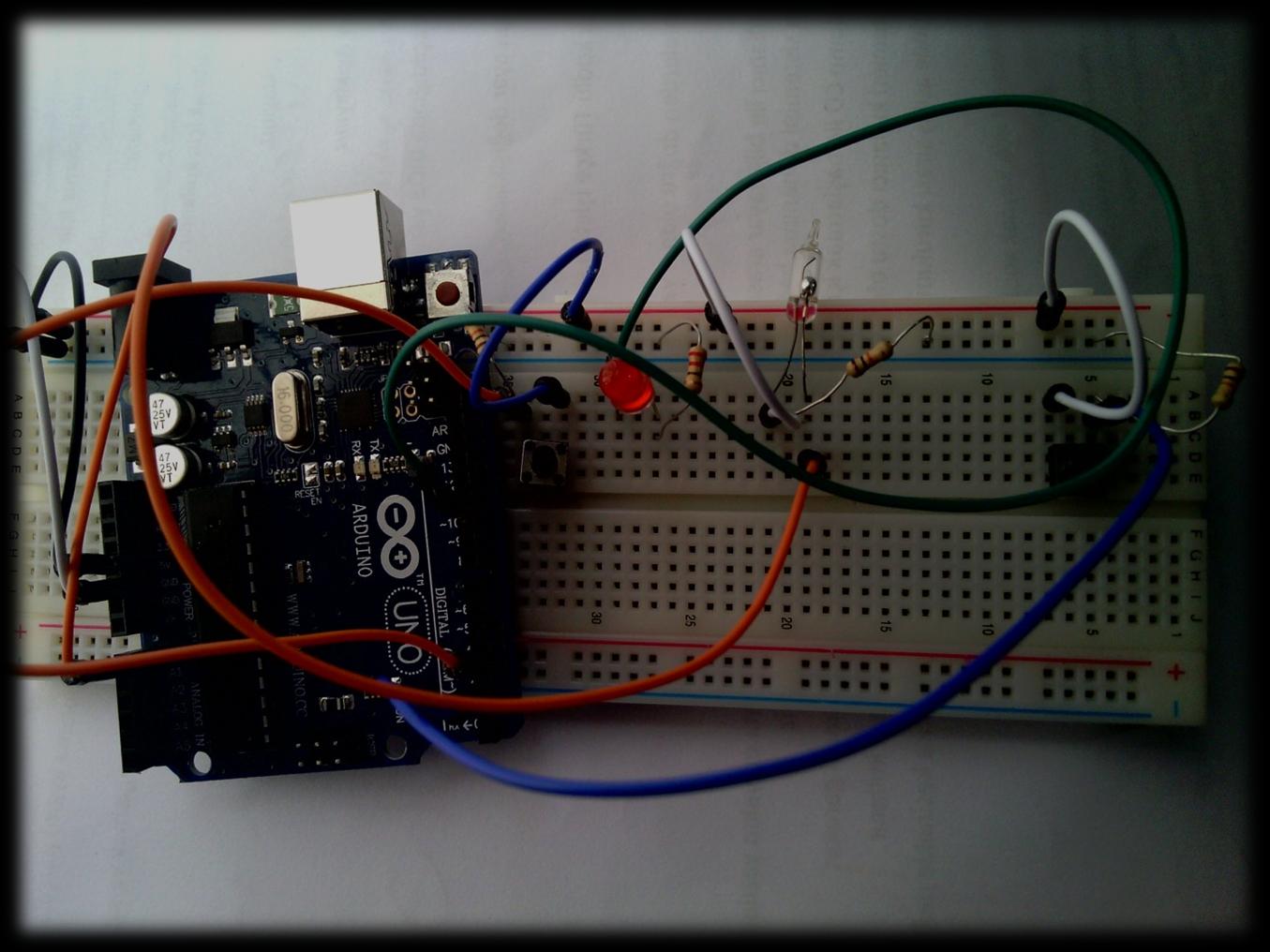 Civalı Sensörle Oyun Kolu Yapımı Gerekli Malzemeler 1 adet Arduino Uno 3 adet 10KΩ direnç(sensöre) 1 adet Breadboard 1 adet 220Ω