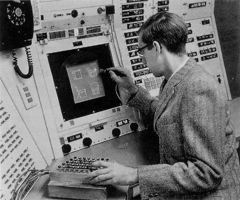 Şekil 4.23 : Ivan Sutherland, 1963 yılında ürettiği grafik arayüzlü çizim yazılımı Sketchpad i, MIT deki TX-2 adlı bilgisayarda denerken, (URL-18).